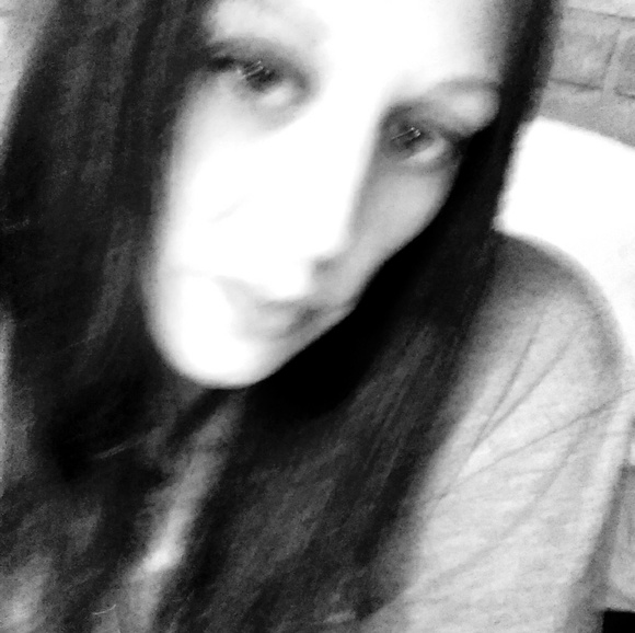 Meet your Posher, Michelle - Picture 7 of 8